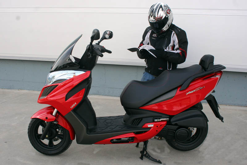 Love Scooter by Kymco