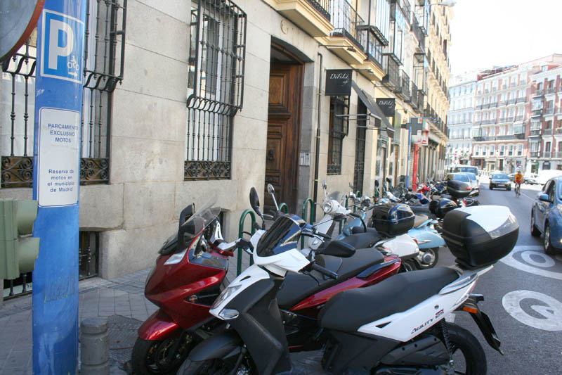 Love Scooter by Kymco