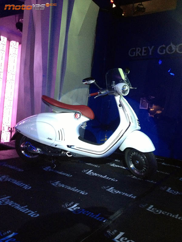 Vespa 946 Moma