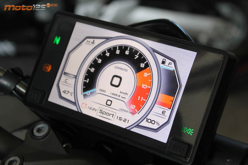 CF Moto NK 125