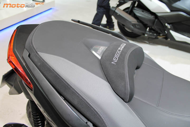 Yamaha X-Max 125 MomoDesign