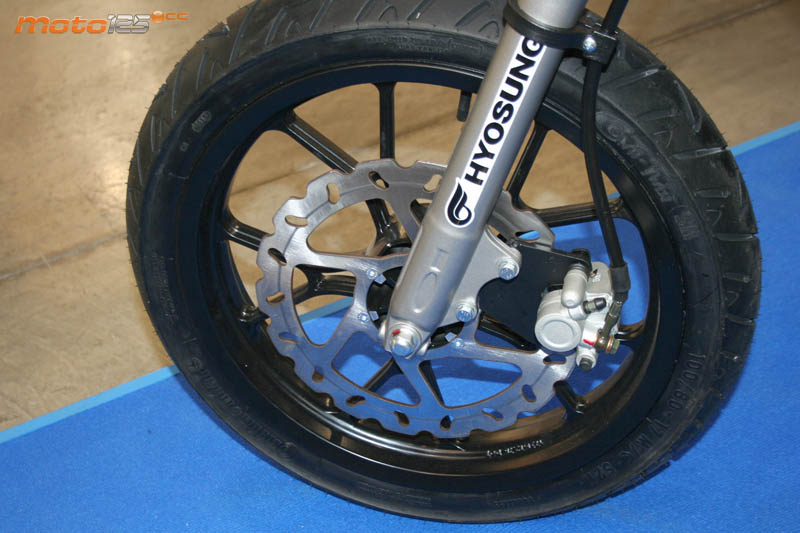 Hyosung Duna Supermoto 125