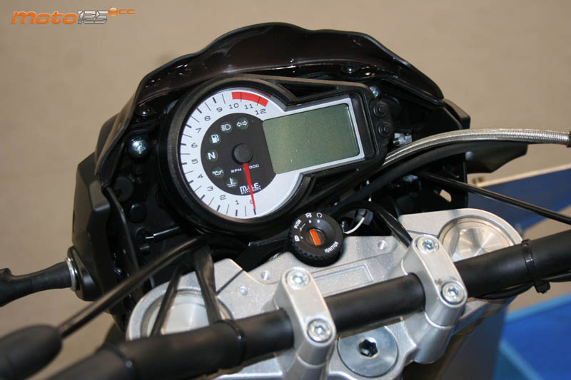 Hyosung MH7