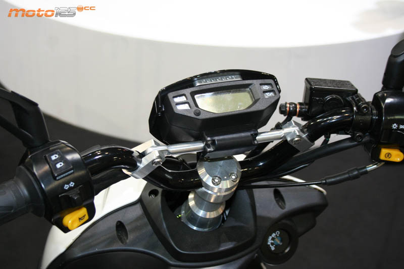 Peugeot Street Zone 100