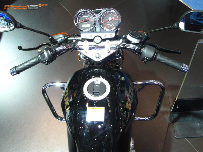 Suzuki EN