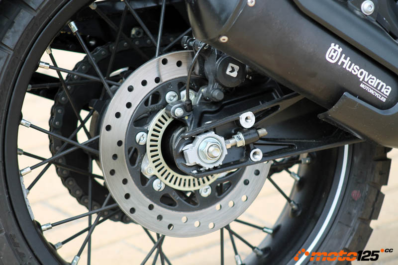 Husqvarna Svartpilen 125