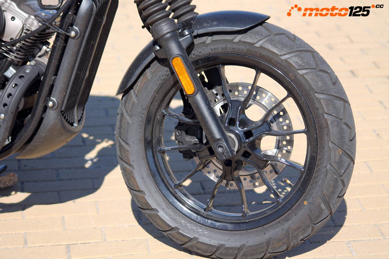 Hyosung Bobber 125 E5