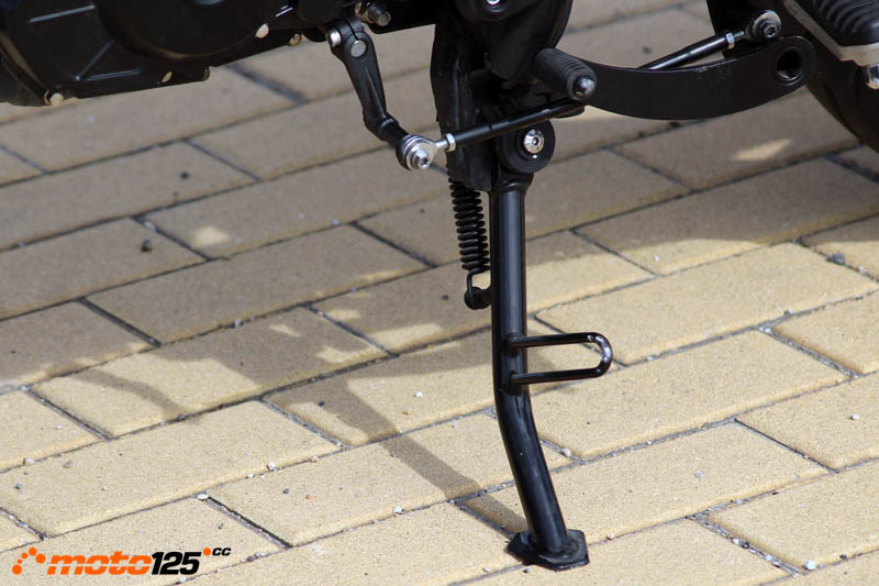 Benelli Leoncino 125