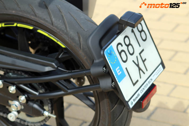 Benelli Leoncino 125