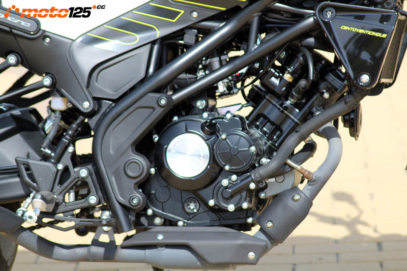 Benelli Leoncino 125