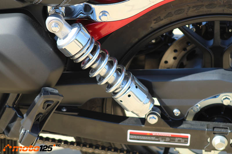 Mitt 125 MB Twin Custom