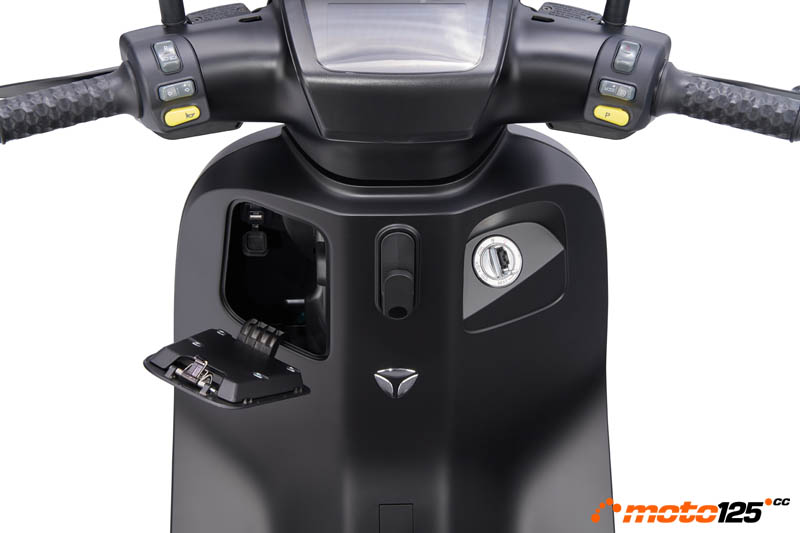 Yadea C1S Pro