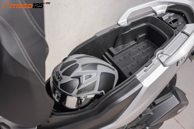 Voge SR1 125