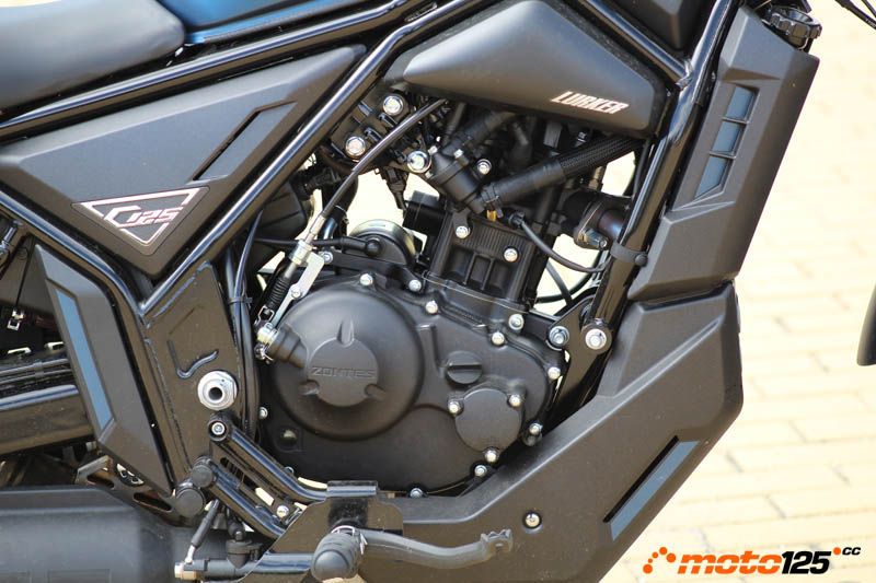 Comparativa QJ SRV 125 . Zontes C125