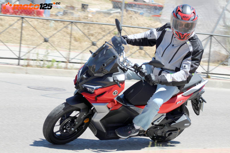 Voge SR1 ADV 125