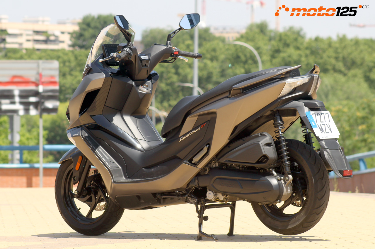 Kymco Super Dink GT 125 - Kymco Downtown GT 125