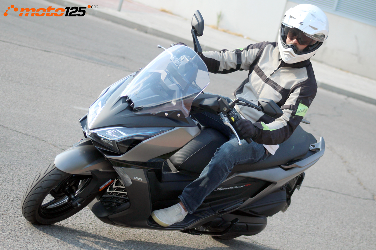 Kymco Super Dink GT 125 - Kymco Downtown GT 125