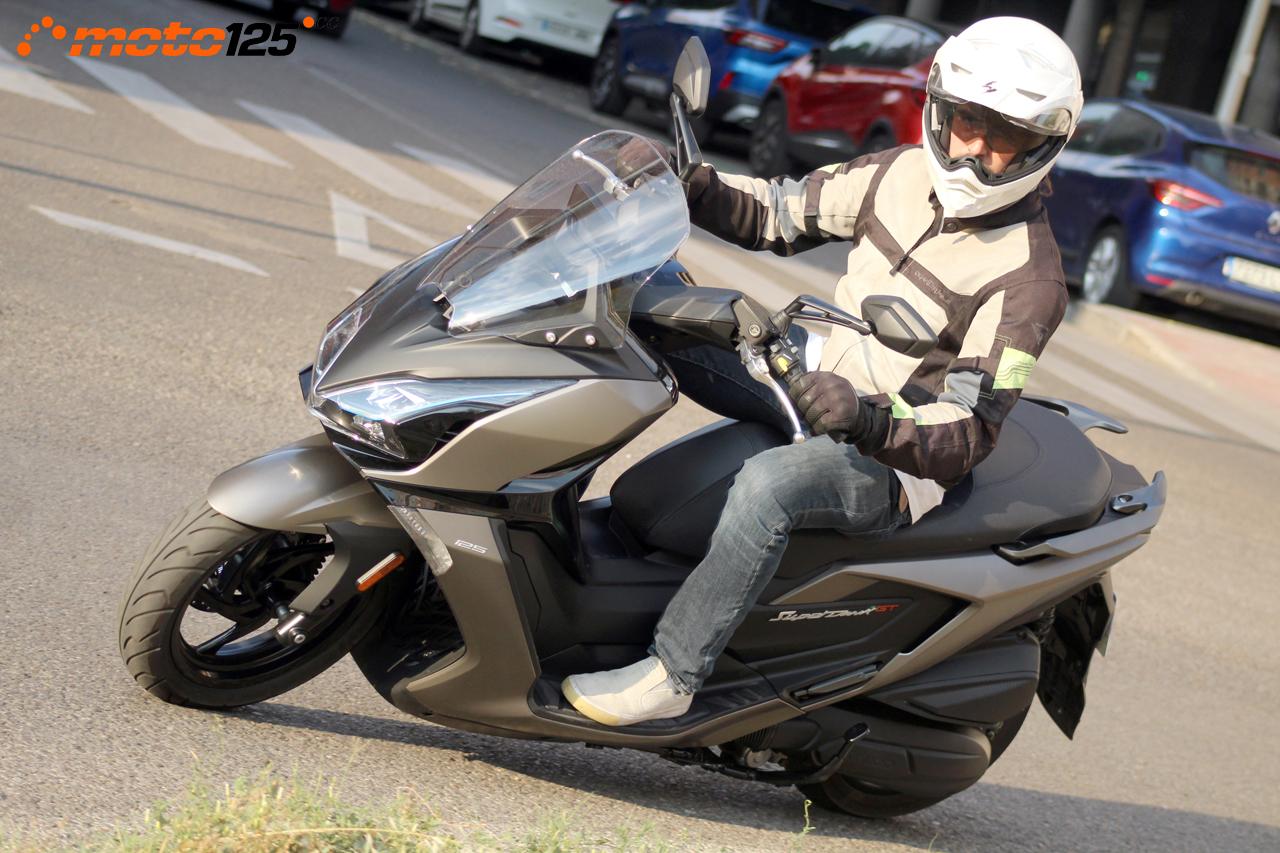 Kymco Super Dink GT 125 - Kymco Downtown GT 125