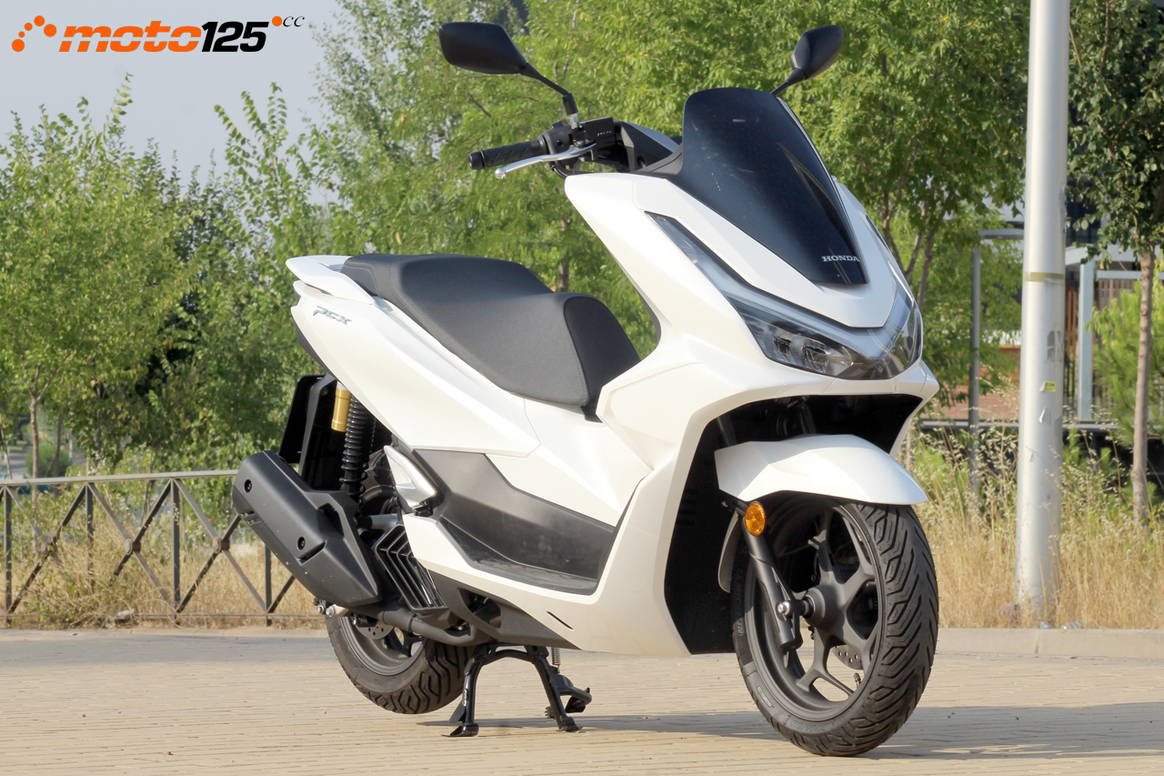 Honda PCX 125 DX 2025