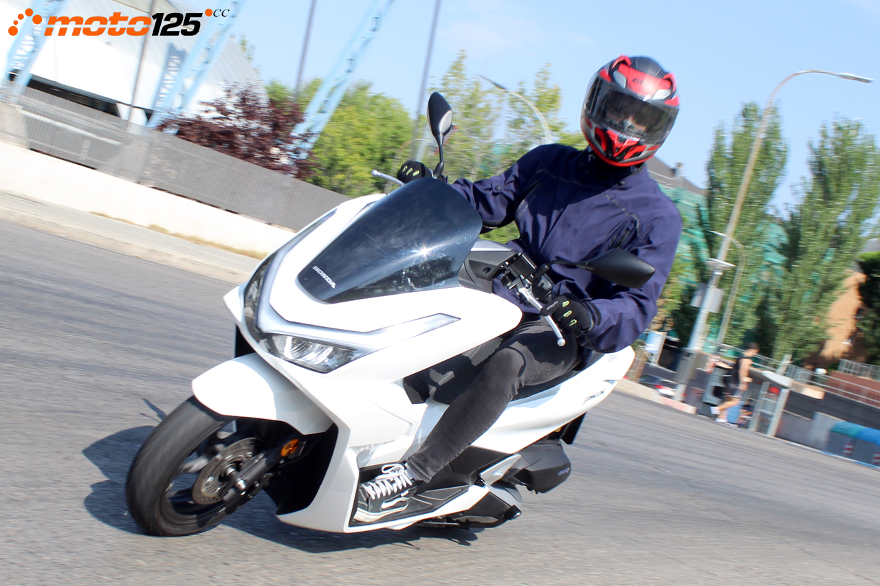 Honda PCX 125 DX 2025