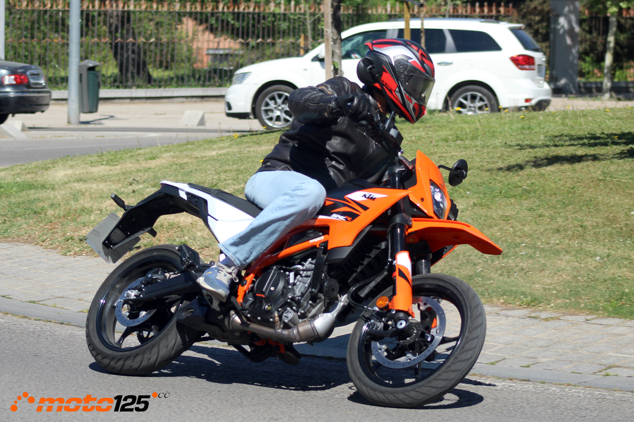 KTM 125 SMC R