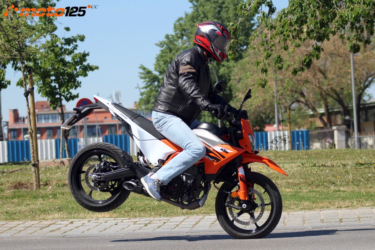 KTM 125 SMC R