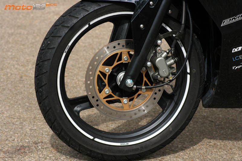 Daelim Roadwin R 125 FI