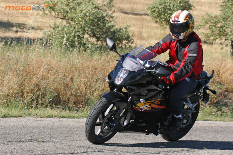 Hyosung Comet GT 125 R