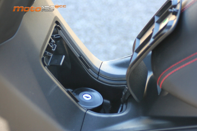 Yamaha X-Max ABS