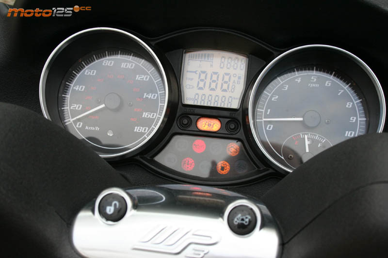 Piaggio MP3 500 LT