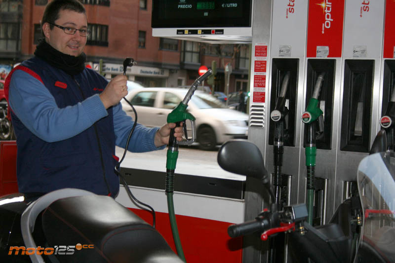 Scooters GT Eléctrico/Gasolina