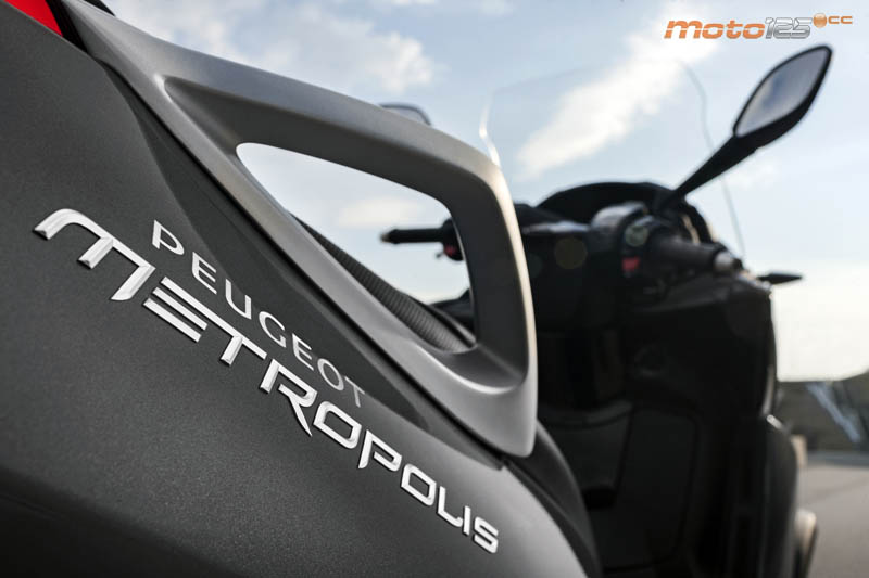 Peugeot Metropolis 400