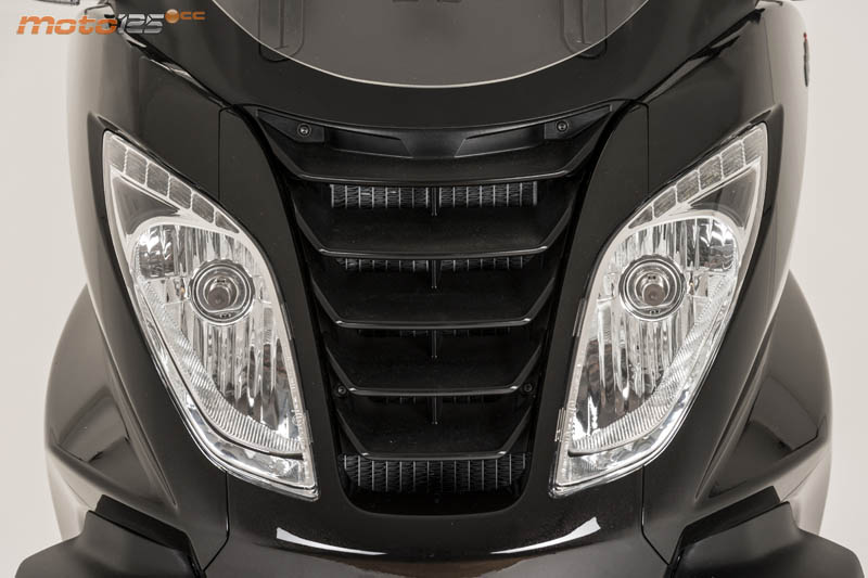 Peugeot Metropolis 400