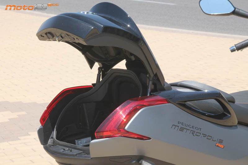 Peugeot Metropolis RS 400