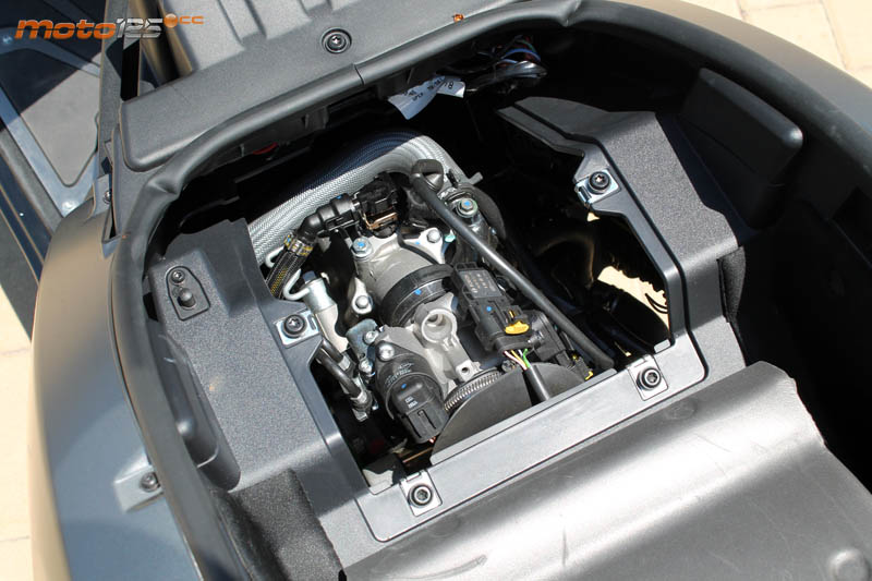 Peugeot Metropolis RS 400