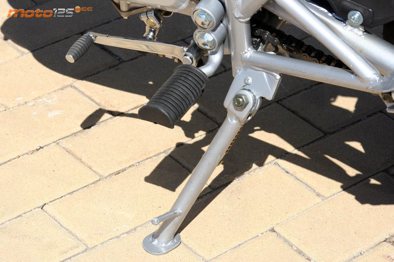 Mash Cafe Racer