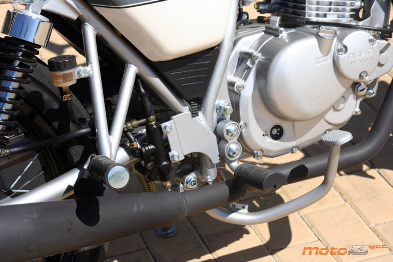 Mash Cafe Racer
