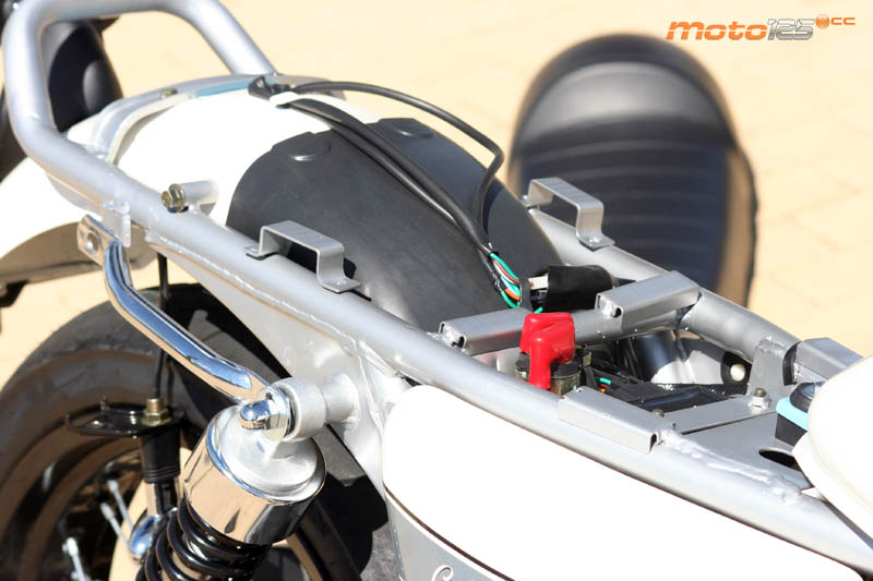 Mash Cafe Racer