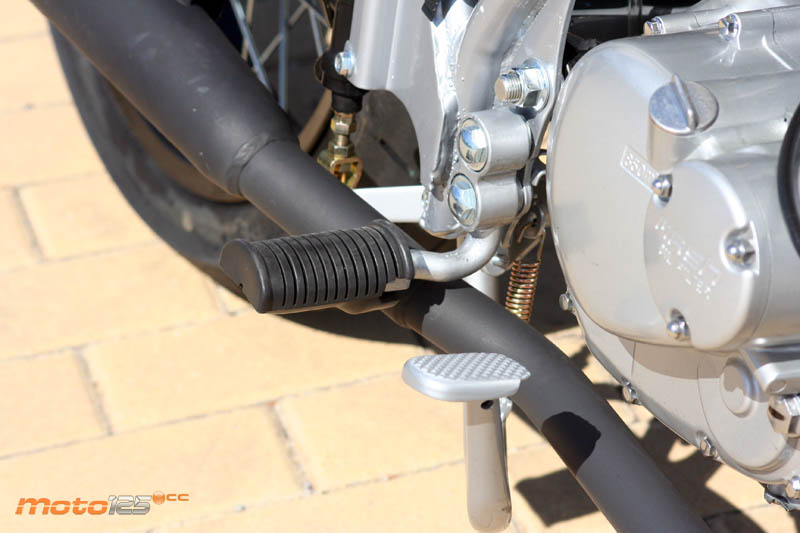 Mash Cafe Racer