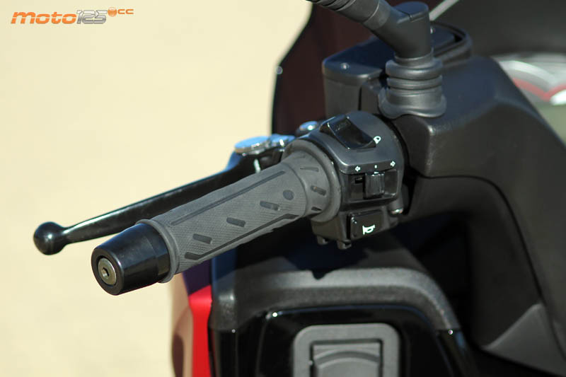 Kymco K-XCT 125i ABS