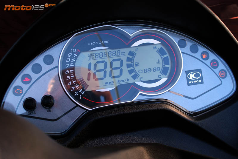 Kymco K-XCT 125i ABS