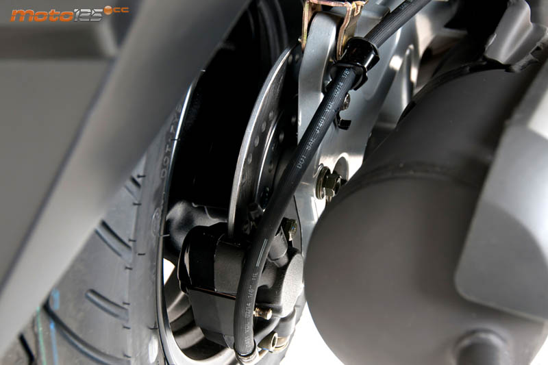 Daelim Dart 125