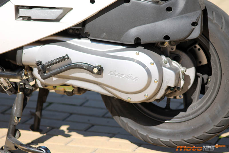 Daelim Dart 125