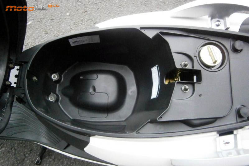 Daelim Dart 125