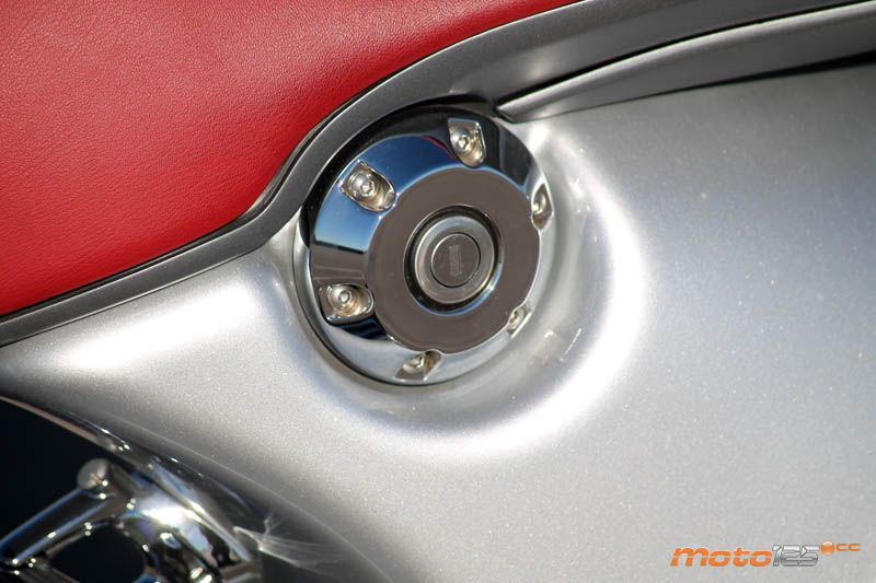 Vespa 946 125 Bellisima