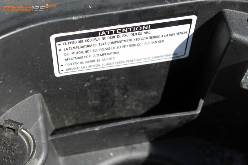 Daelim Steezer 125