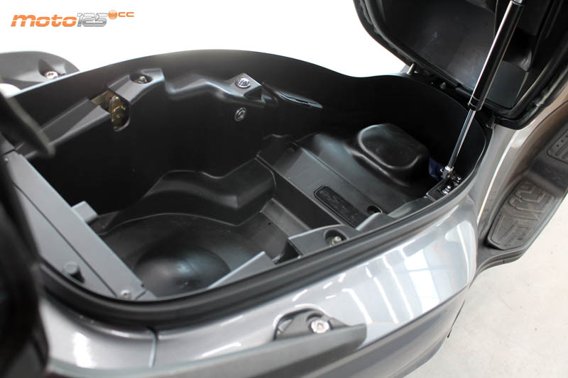 Kymco Grand Dink 125 ABS