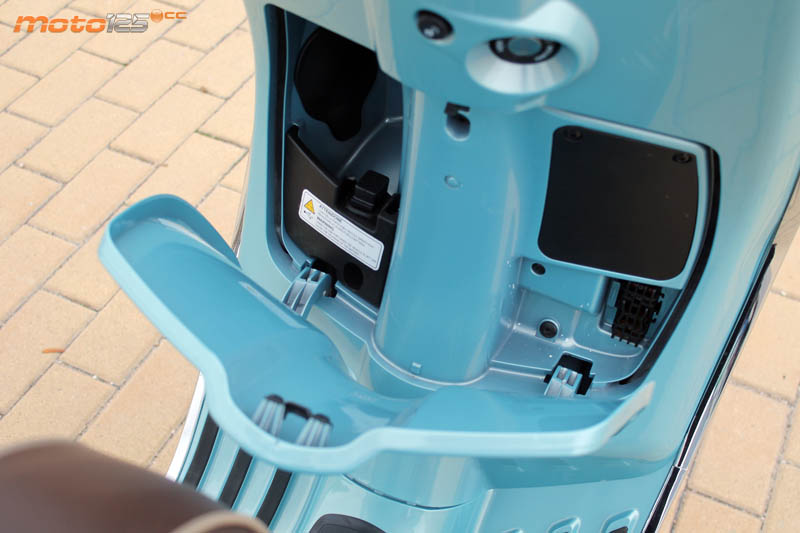 Vespa Primavera Settantesimo 125