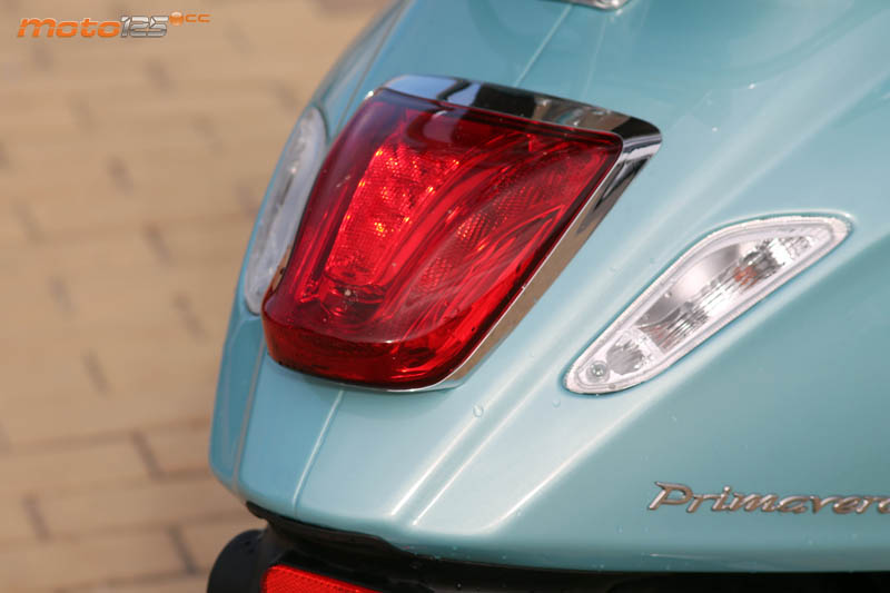 Vespa Primavera Settantesimo 125