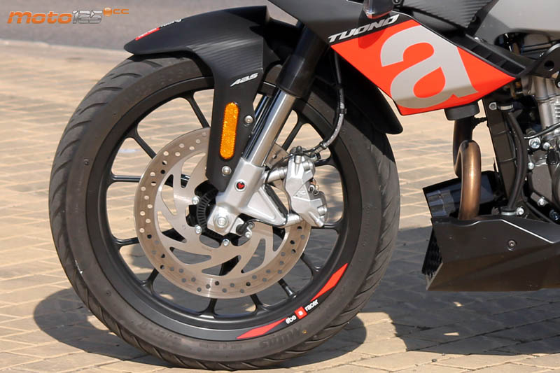 Aprilia Tuono 125
